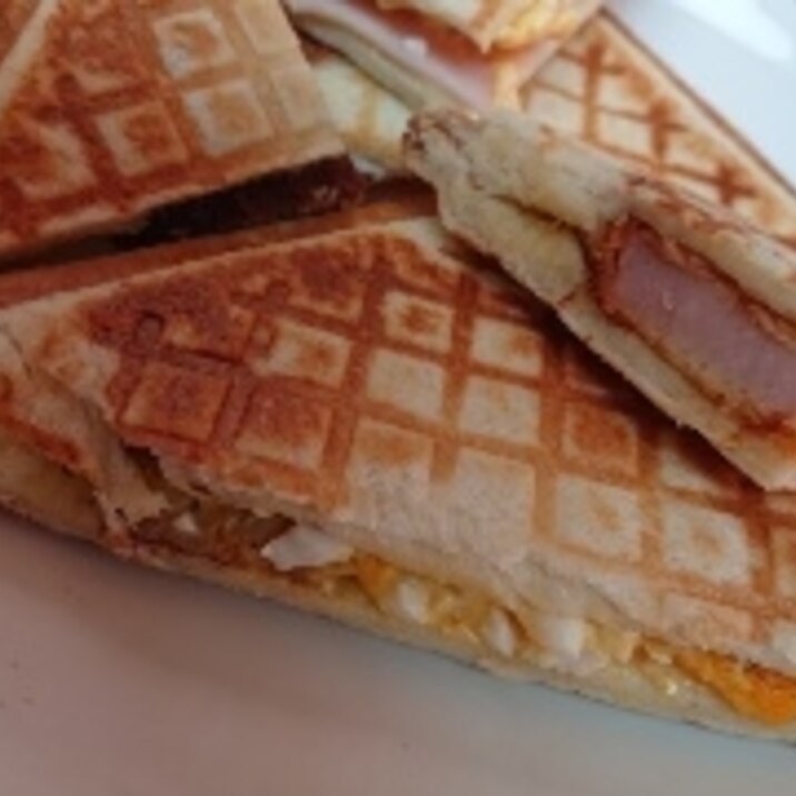 ハムカツホットサンド
